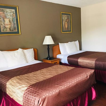 Bear Mount Inn&Suites Pigeon Forge Zimmer foto