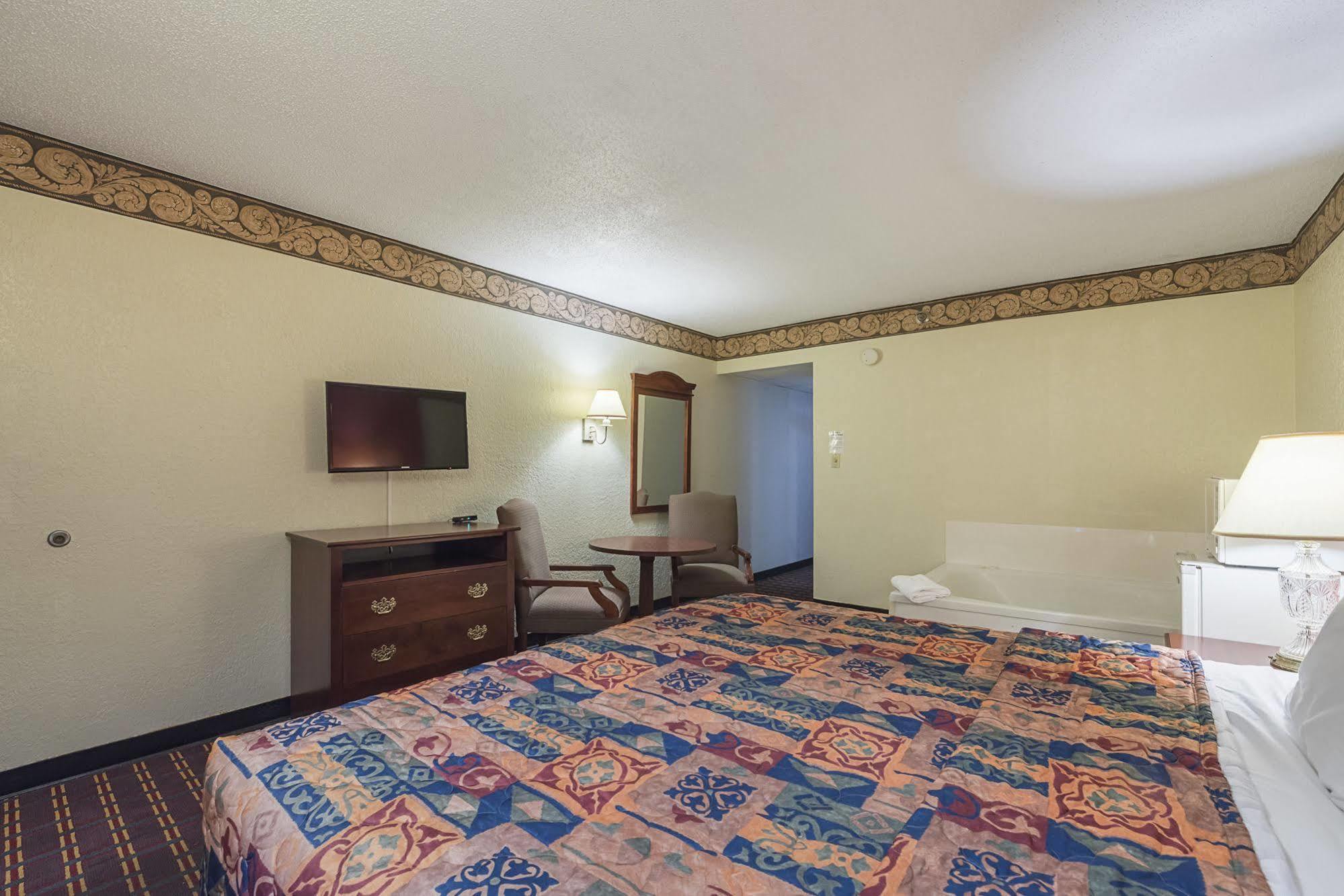 Bear Mount Inn&Suites Pigeon Forge Exterior foto